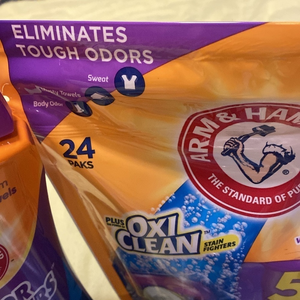 Arm & Hammer Laundry Pods & More Bundle - Picture 4 of 10